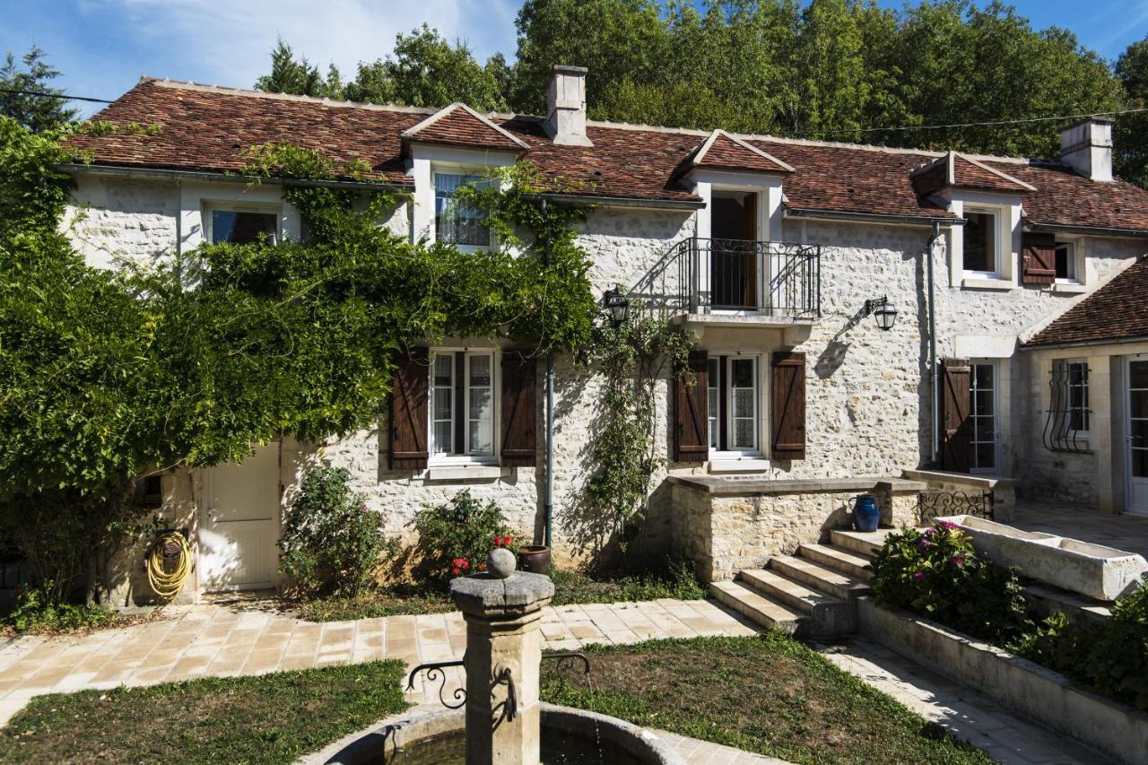 Le Riad Bourguignon Ouanne Bagian luar foto