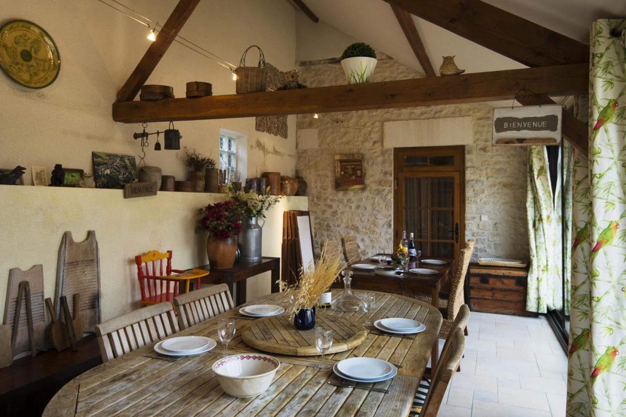 Le Riad Bourguignon Ouanne Bagian luar foto