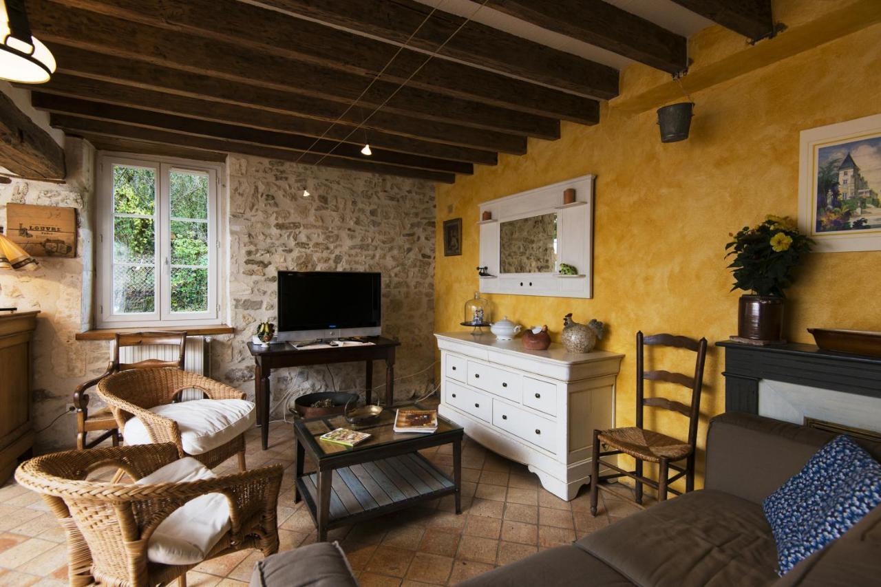 Le Riad Bourguignon Ouanne Bagian luar foto
